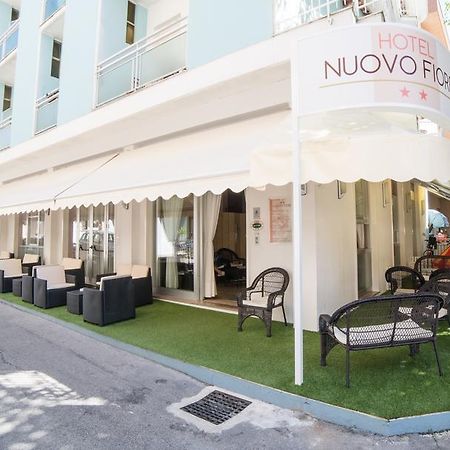 Hotel Nuovo Fiore Каттолика Экстерьер фото